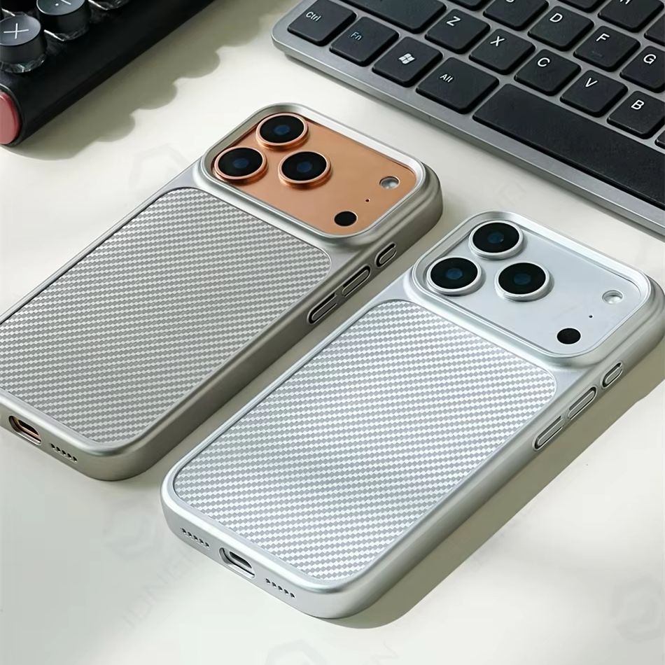 Custodia per armatura opaca co - Rugged Armor Case recensione e prezzo