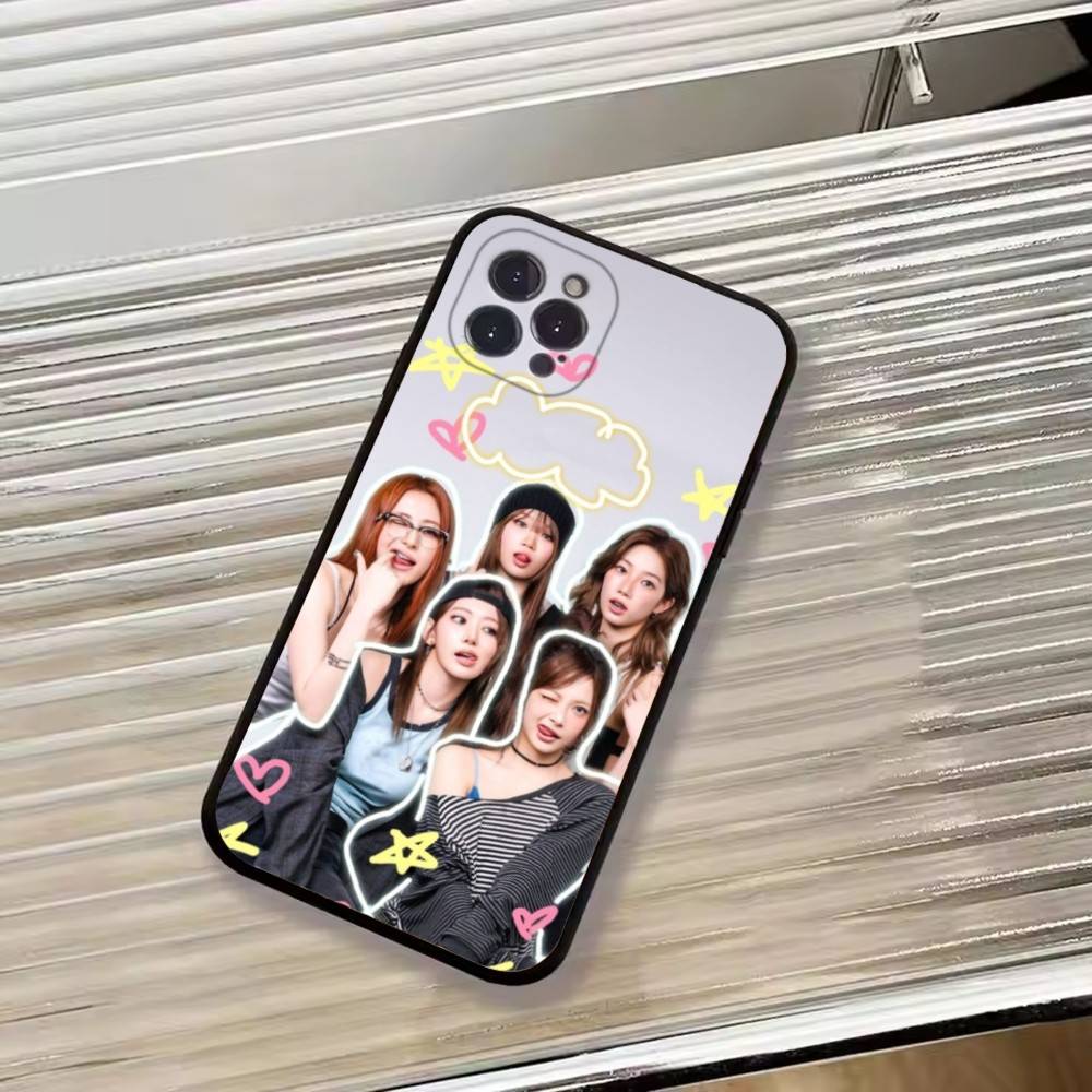 Vogue L-LE S-SSERAFIM Custodia - Phone Cases Vogue recensione e prezzo